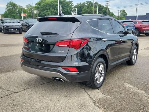 Used 2018 Hyundai Santa Fe Sport w/ 2.4L Value Package 02 FWD image 4