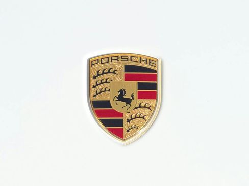 Certified 2026 Porsche Macan image 27