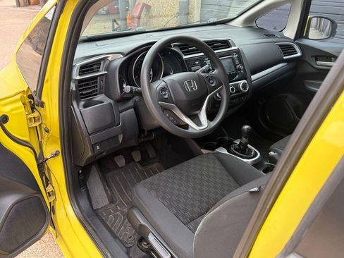 Used 2015 Honda Fit LX image 27