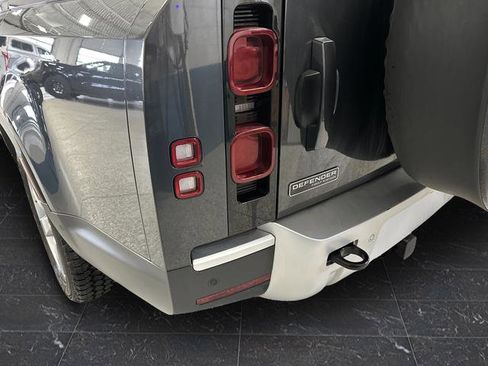Used 2023 Land Rover Defender 130 First Edition image 36