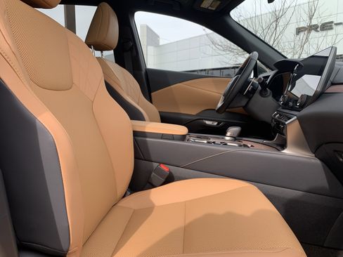 Used 2025 Lexus RX 350 Premium image 35