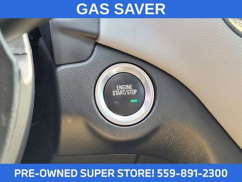 Used 2023 Chevrolet Equinox LS image 18