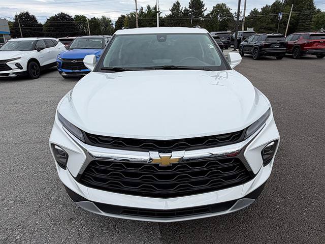 New 2026 Chevrolet Blazer LT w/ Convenience Package AWD/4WD image 9