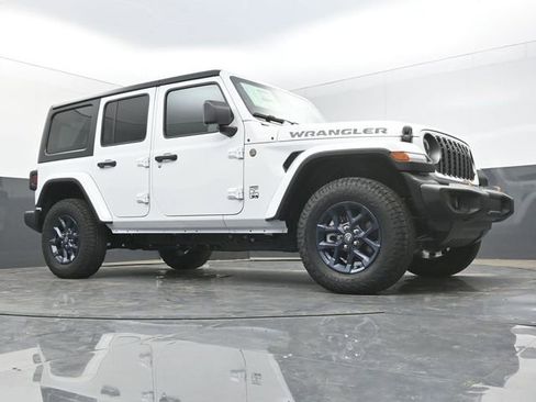 New 2026 Jeep Wrangler Unlimited Sport AWD/4WD image 40