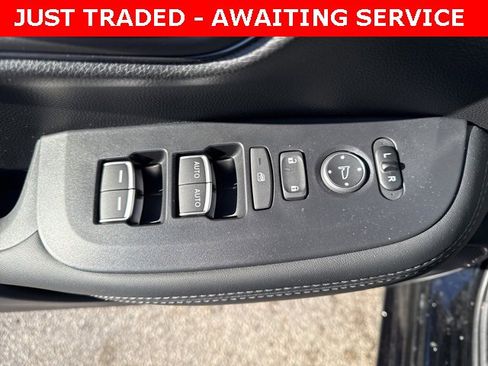 Used 2026 Honda HR-V EX-L image 10