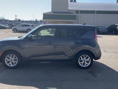 Used 2024 Kia Soul LX w/ Option Group 015 image 5
