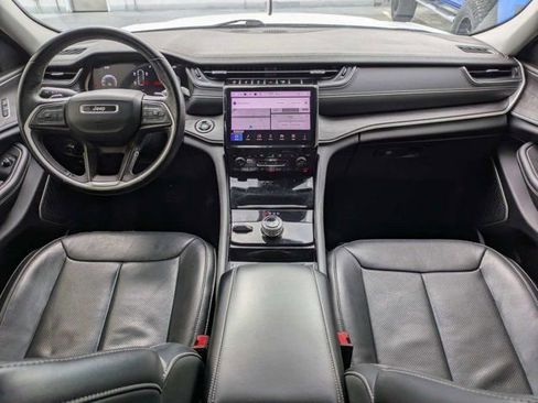 Used 2021 Jeep Grand Cherokee L Limited w/ Luxury Tech Group II AWD/4WD image 17