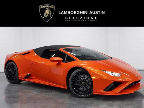 Used 2021 Lamborghini Huracan EVO image 1