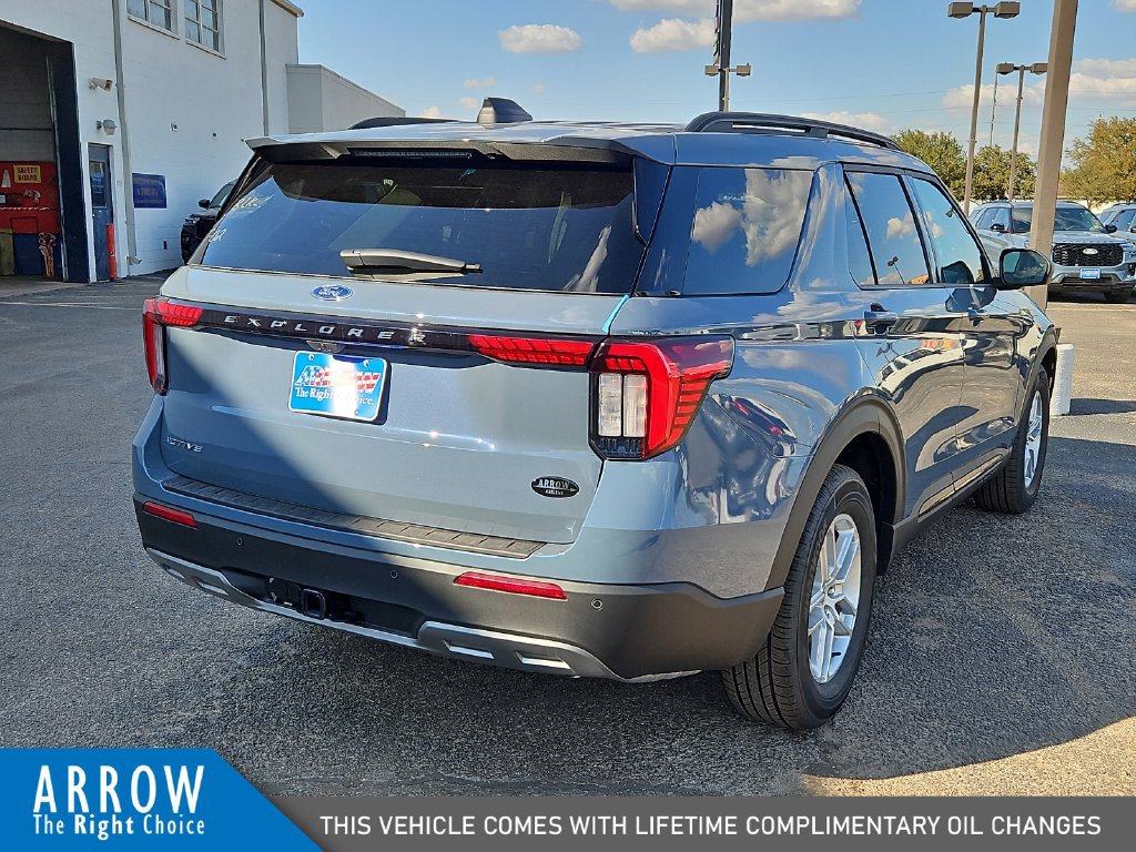 New 2026 Ford Explorer Active w/ Active Comfort Package RWD image 11