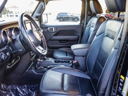 Certified 2023 Jeep Gladiator Overland w/ Popular Equipment Package image 19