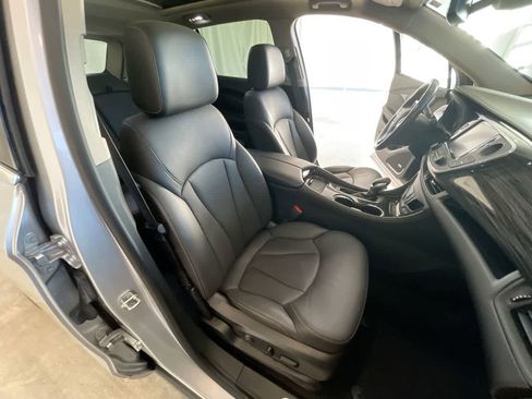 Used 2017 Buick Envision Premium image 25