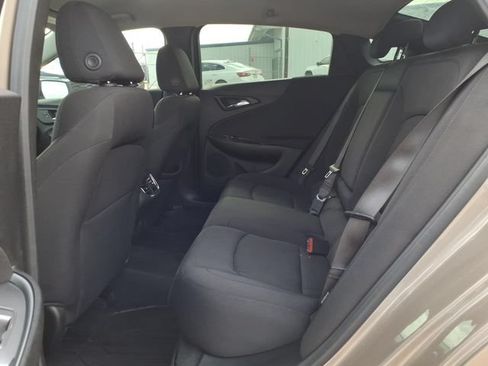 Used 2024 Chevrolet Malibu LT FWD image 9