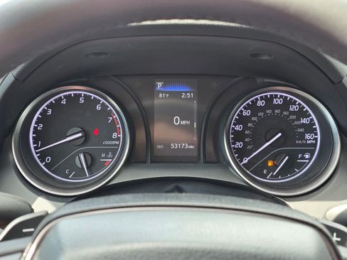 Used 2024 Toyota Camry SE w/ Convenience Package FWD image 19