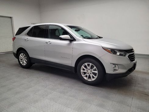 Used 2020 Chevrolet Equinox LT FWD image 11