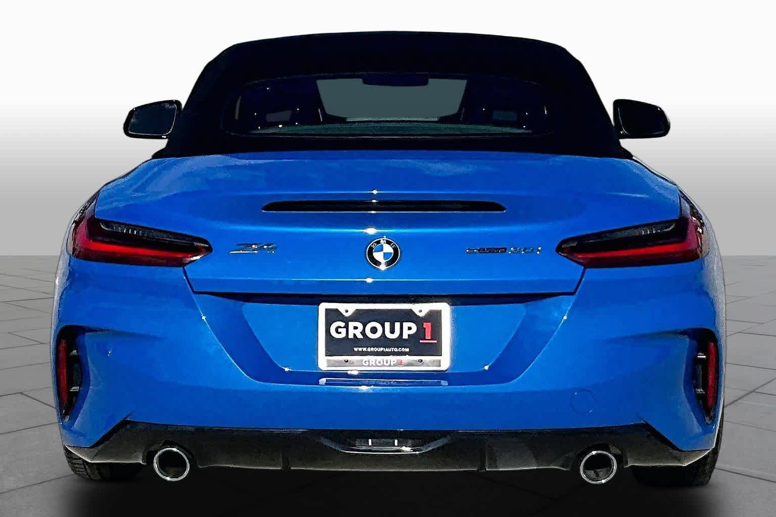 Used 2022 BMW Z4 sDrive30i w/ M Sport Package RWD image 4
