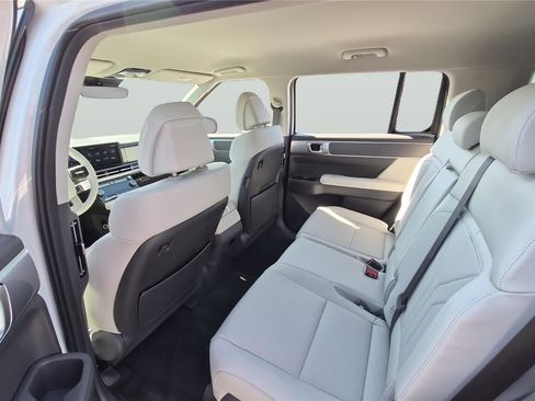 Certified 2026 Hyundai Santa Fe SEL image 19