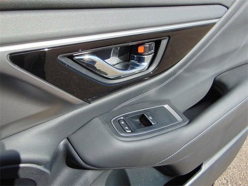 Used 2022 Subaru Outback Limited XT w/ Popular Package #2 image 27