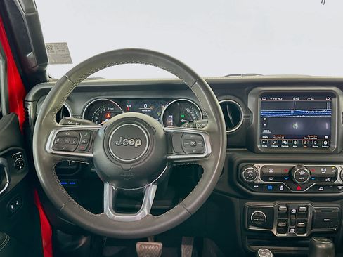 Used 2023 Jeep Wrangler Sahara image 17