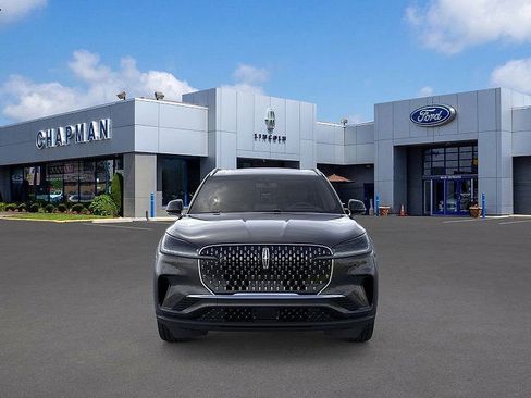 Used 2025 Lincoln Aviator AWD image 6