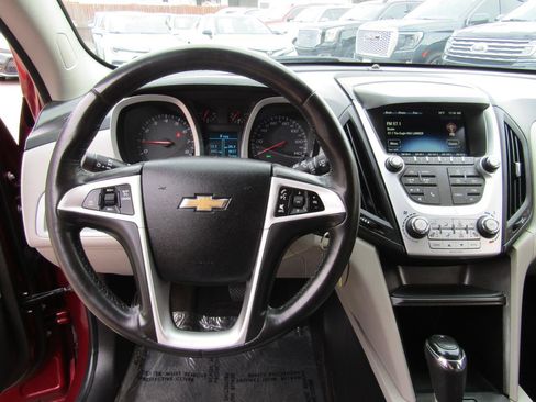 Used 2017 Chevrolet Equinox LT w/ Convenience Package image 15