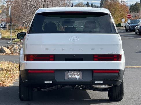 New 2026 Hyundai Santa Fe SE image 5
