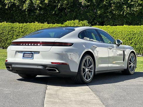 New 2026 Porsche Panamera image 8