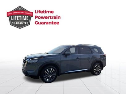 Certified 2022 Nissan Pathfinder Platinum w/ Cargo Package