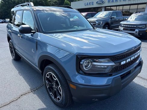New 2026 Ford Bronco Sport Outer Banks AWD/4WD image 1