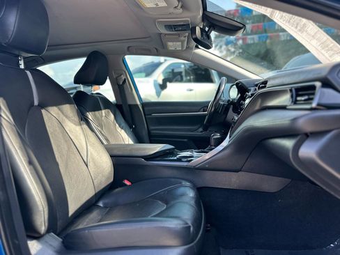 Used 2019 Toyota Camry XSE FWD image 19