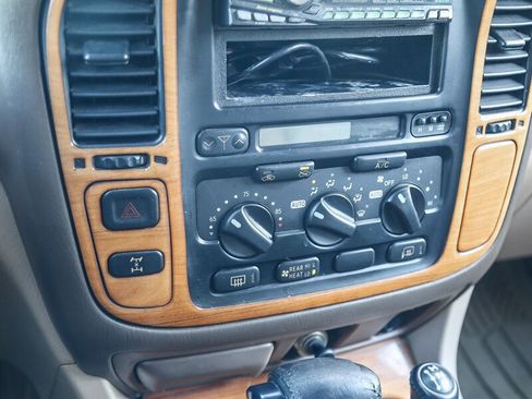 Used 1998 Toyota Land Cruiser AWD/4WD image 30