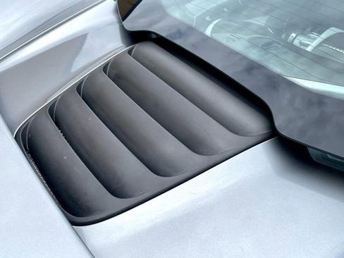 Used 2012 McLaren MP4-12C Base image 26