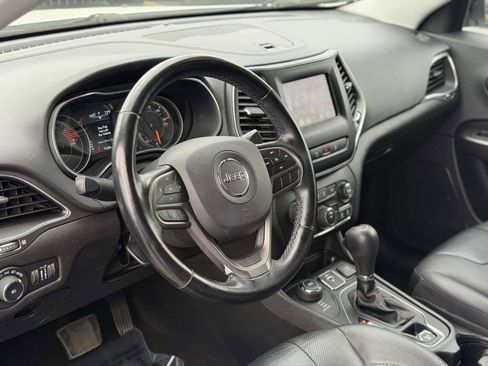 Used 2021 Jeep Cherokee Latitude Lux AWD/4WD image 23