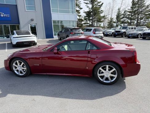 Used 2006 Cadillac XLR RWD image 8