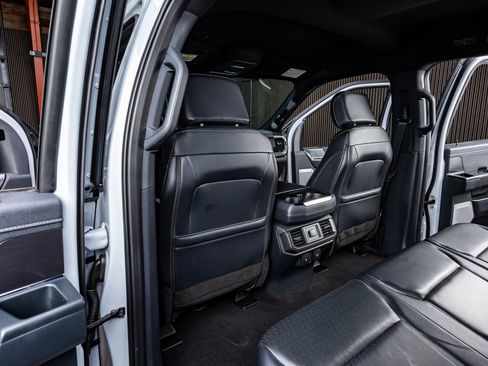 Used 2025 Ford F150 Lariat w/ Equipment Group 501A Mid image 34