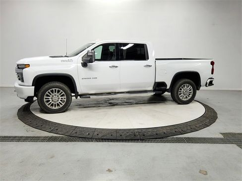Used 2021 Chevrolet Silverado 2500 High Country image 4