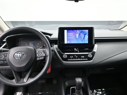 Used 2023 Toyota Corolla LE FWD image 15