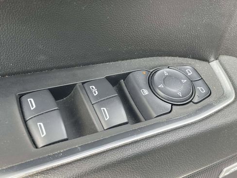 Used 2025 GMC Sierra 1500 Elevation w/ Elevation Premium Package image 18