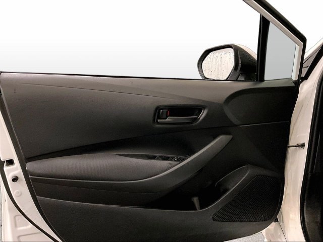 Used 2022 Toyota Corolla LE FWD image 22