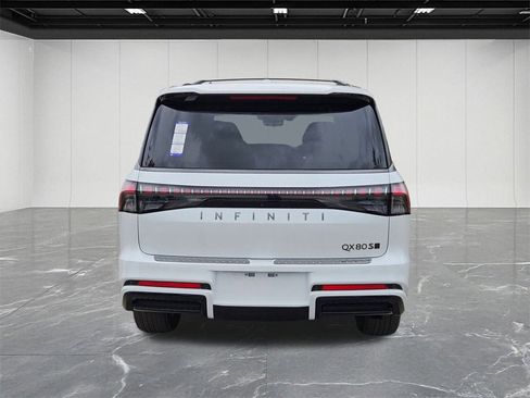 New 2026 INFINITI QX80 SPORT image 4