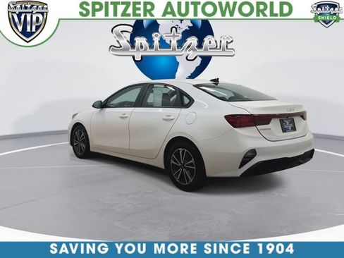 Used 2022 Kia Forte LXS FWD image 7