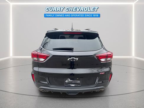 Used 2023 Chevrolet TrailBlazer RS w/ Sun and Liftgate Package image 11