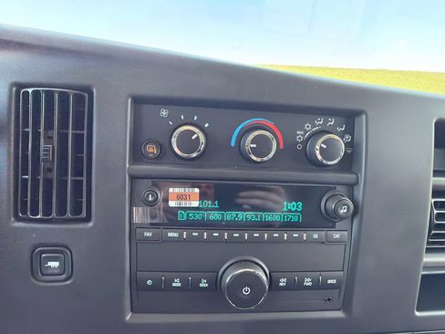 New 2025 Chevrolet Express 3500 w/ Driver Convenience Package RWD image 26