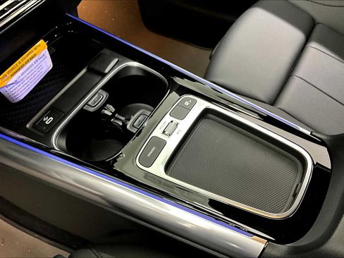 Certified 2025 Mercedes-Benz GLA 250 image 7