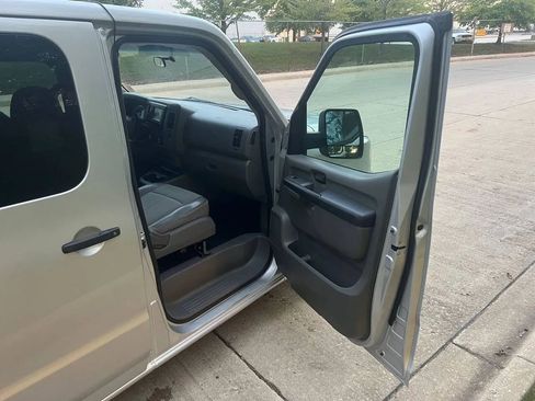 Used 2019 Nissan NV 3500 S image 20