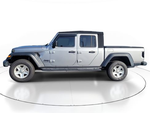 Used 2020 Jeep Gladiator Sport w/ Quick Order Package 24S image 10