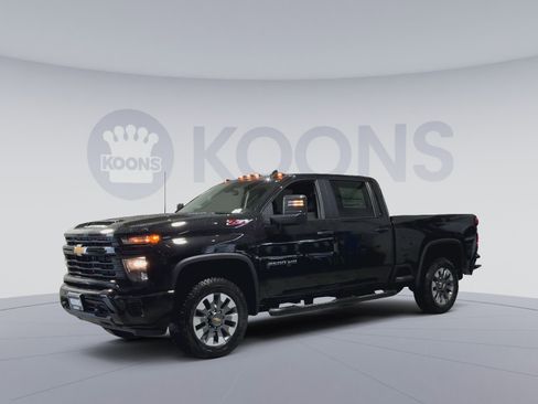 New 2026 Chevrolet Silverado 2500 Custom w/ Custom Value Package AWD/4WD image 8