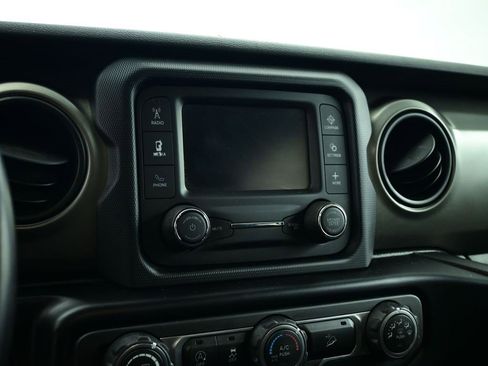 Used 2020 Jeep Wrangler Unlimited Sport S image 16