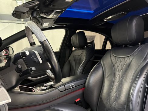 Used 2017 Mercedes-Benz S 550 Sedan image 21