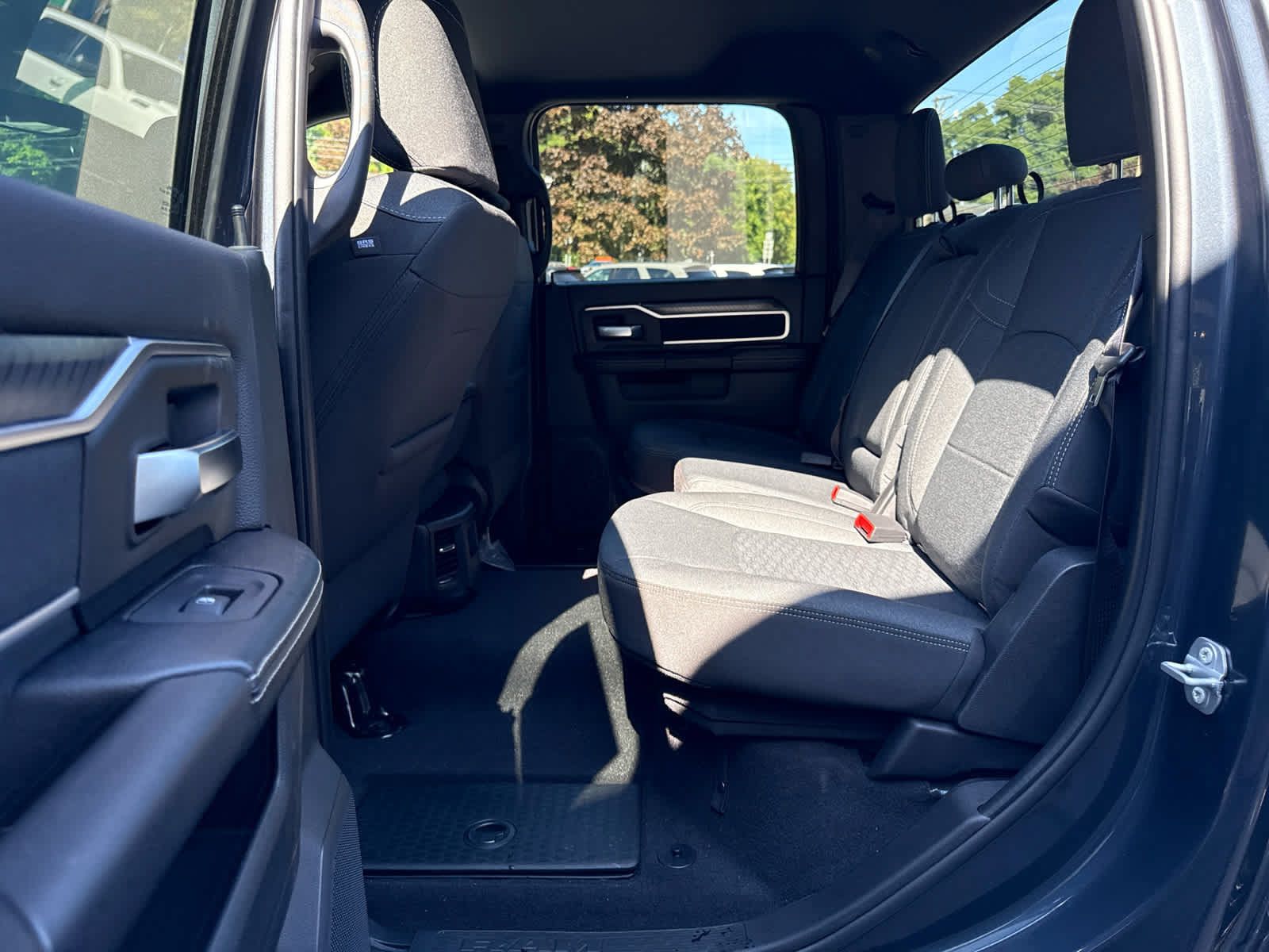 New 2027 RAM 3500 Big Horn AWD/4WD image 15