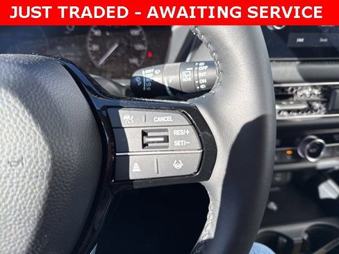 Used 2026 Honda HR-V EX-L image 14